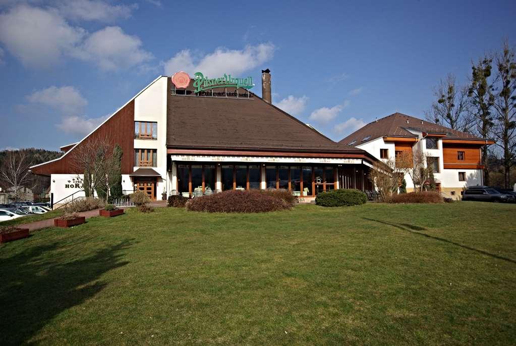 Hotel Horal Rožnov pod Radhoštěm Екстериор снимка