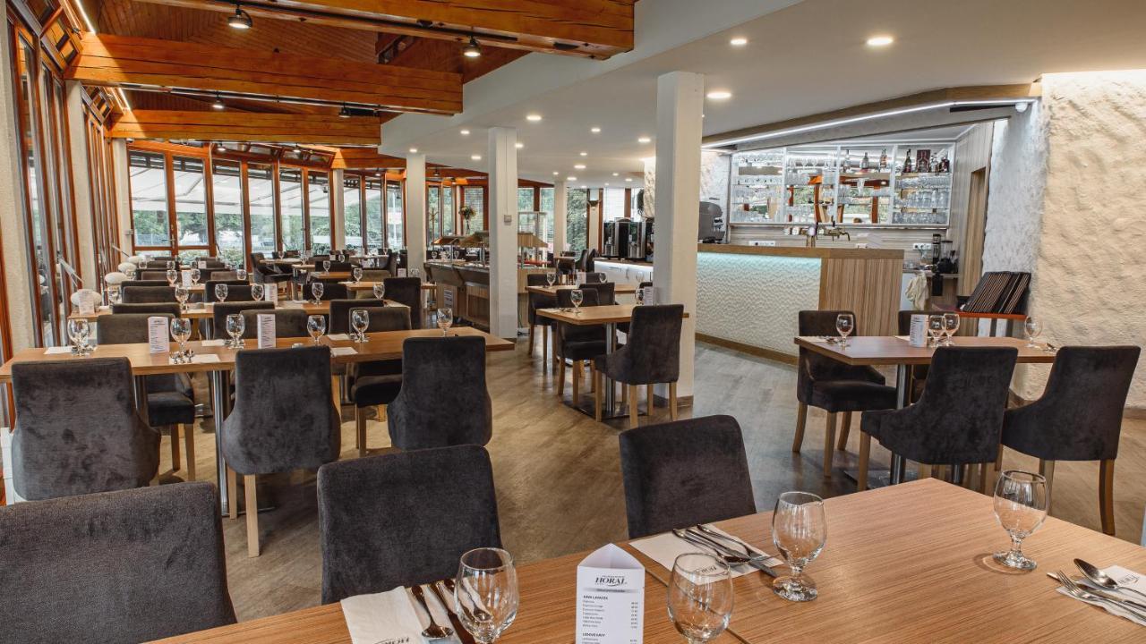 Hotel Horal Rožnov pod Radhoštěm Екстериор снимка